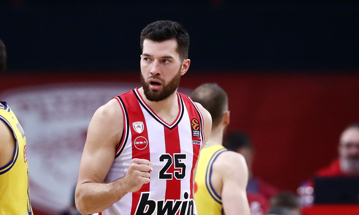 Ανανέωσε ο Πίτερς – Ο Ολυμπιακός ετοιμάζει από τώρα τη νέα σεζόν!