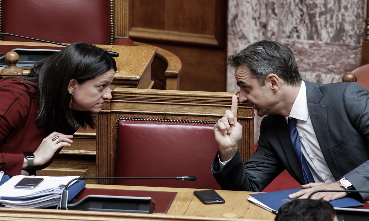 Σκάνδαλο Ασημακοπούλου: H «κατάρρευση» της επιστολικής ψήφου και η διπλή έρευνα από Δικαιοσύνη και ΑΠΔΠΧ «καίνε» το Μαξίμου