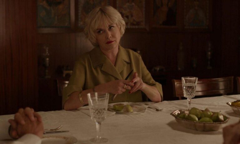 Ο παράδεισος των κυριών επόμενα επεισόδια: Η Βικτώρια καίει τα ενοχοποιητικά στοιχεία για τη δολοφονία του Άγη