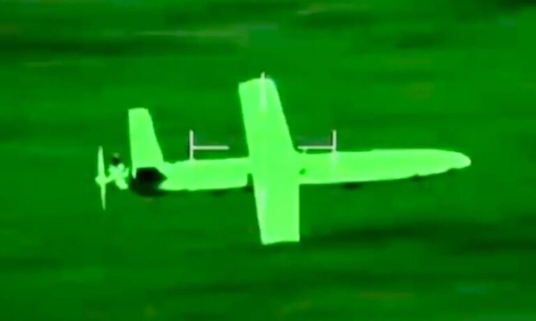 Δείτε πώς ελικόπτερο της γαλλικής φρεγάτας κατέρριψε drone των Χούθι