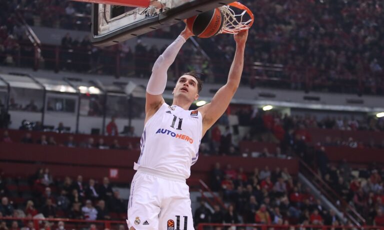 Αυτός υπογράφει πριν τον Χεζόνια!