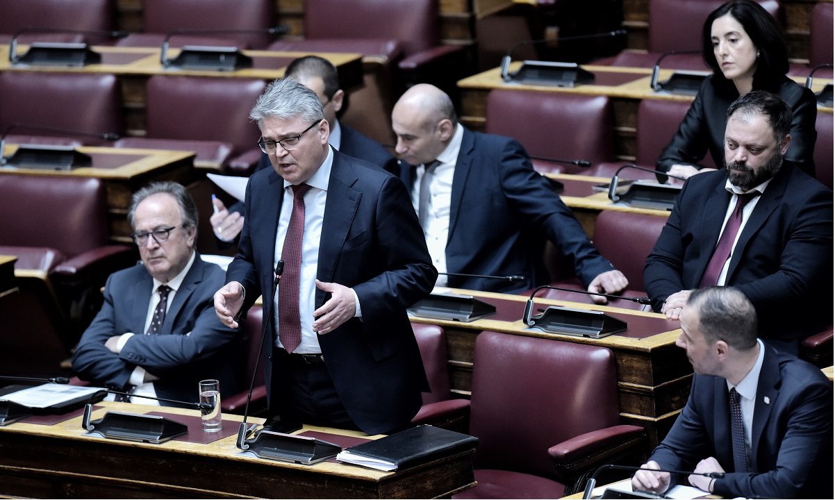 Δημήτρης Νατσιός: Εσείς είστε δεξιό κόμμα κύριε Βορίδη;