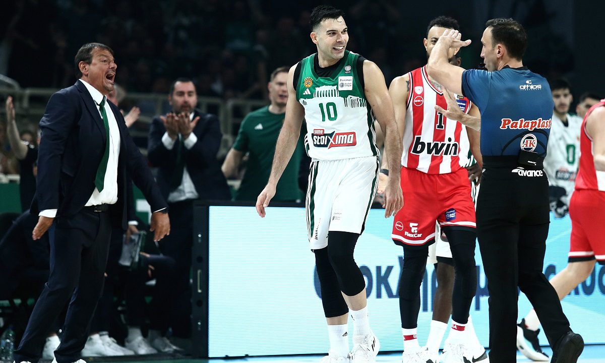 Αιχμές για τη διαιτησία στο ματς με τον Ολυμπιακό άφησε ο Κώστας Σλούκας μετά τη νίκη του Παναθηναϊκού για το Top-6 της Basket League.