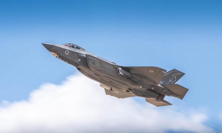 F-35I Adir: Τα τρομερά μαχητικά που προστάτεψαν τον εναέριο χώρο του Ισραήλ από την επίθεση του Ιράν!