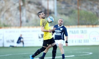 Ποδόσφαιρο: Ο Χρήστος Αραβίδης έπαιξε με τους παλαιμάχους της ΑΕΚ