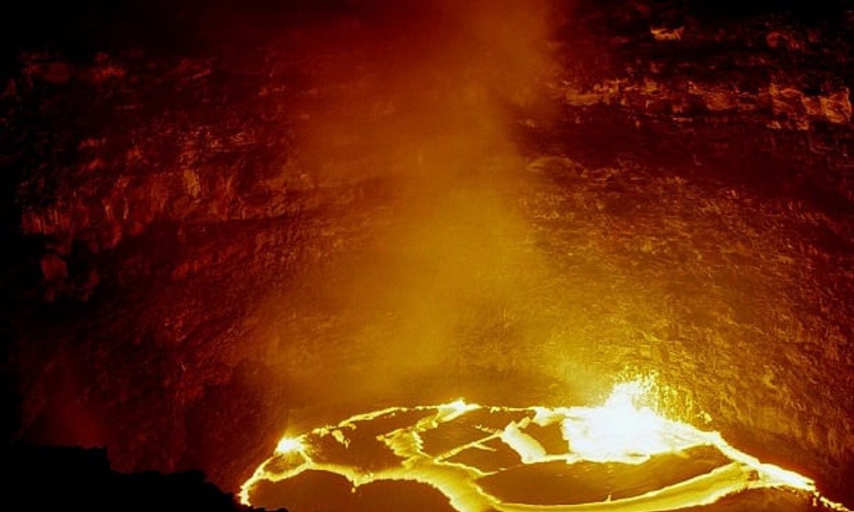 Το υψηλότερο ηφαίστειο του κόσμου εκτοξεύει χρυσό αξίας 6.000 ευρώ κάθε μέρα