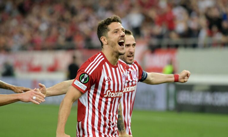 Ολυμπιακός: Ο Γιόβετιτς τα 300.000 ευρώ που έγιναν… καπνός και ο λόγος που δέχτηκε το ντιλ