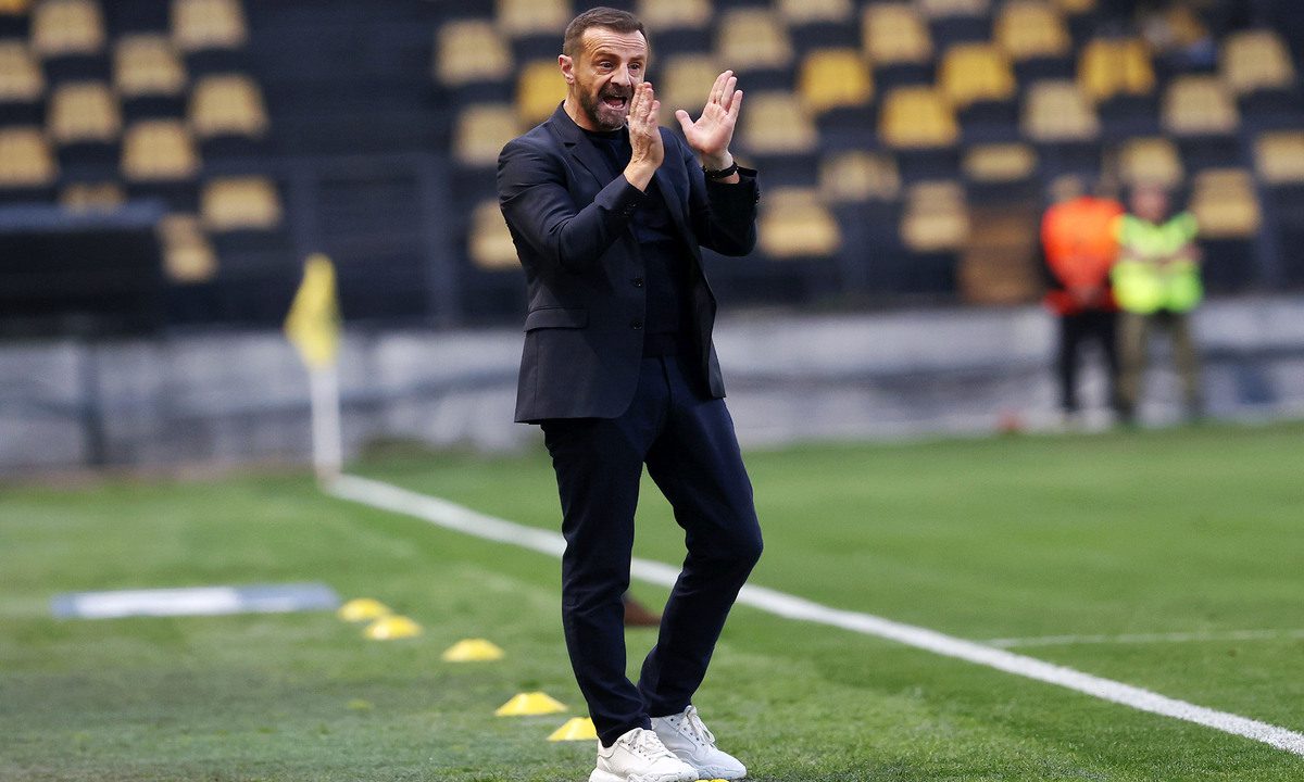 Άρης: Του βγήκε του Μάντζιου ο Φεράρι, εκτός κλίματος ο Παλάσιος, εκτός τόπου ο Μπράμπετς!