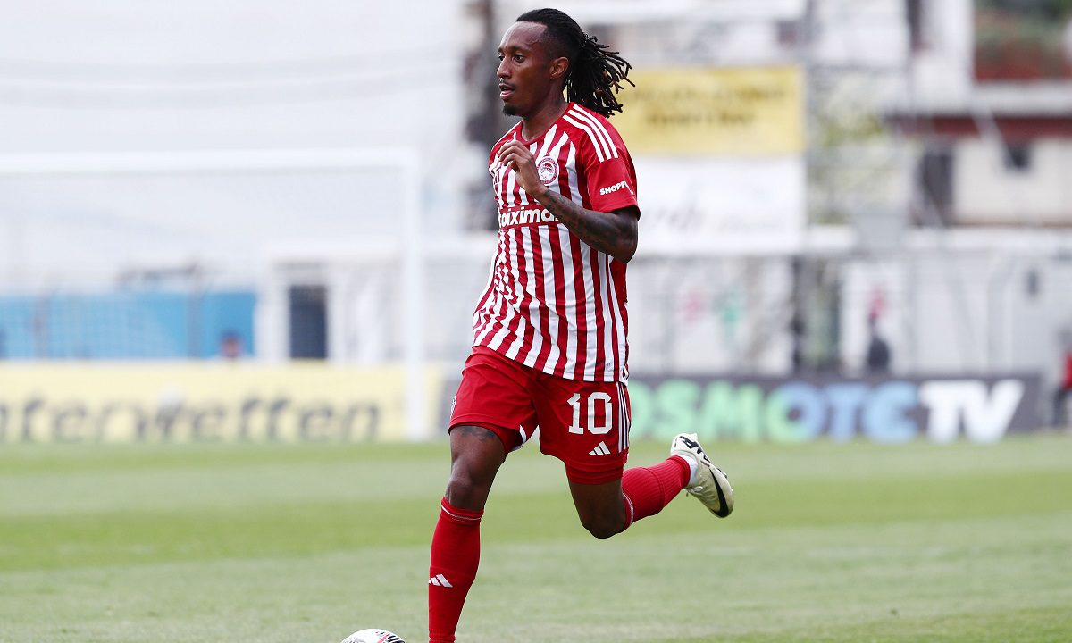 Ολυμπιακός: Έτριβαν τα μάτια τους οι άνθρωποι του Ολυμπιακού όταν τους έκανε νόημα για αλλαγή ο Ζέλσον Μαρτινς – Τι συνέβη