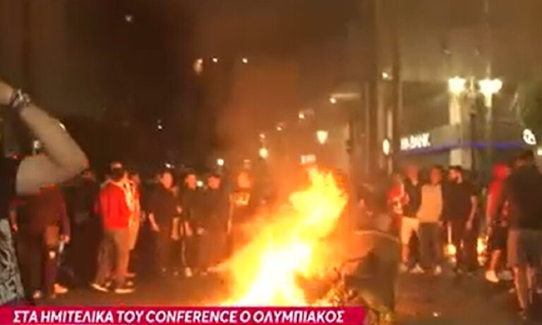 Ολυμπιακός: Τρέλα των οπαδών του Ολυμπιακού στο Πασαλιμάνι – Χαμός – Και τώρα αεροδρόμιο
