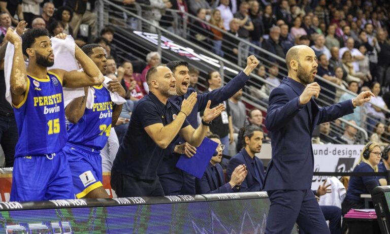 Το Περιστέρι του Βασίλη Σπανούλη επικράτησε με 89-77 στη Βόννη, παίρνοντας ιστορική πρόκριση στο Final 4 του Basketball Champions League