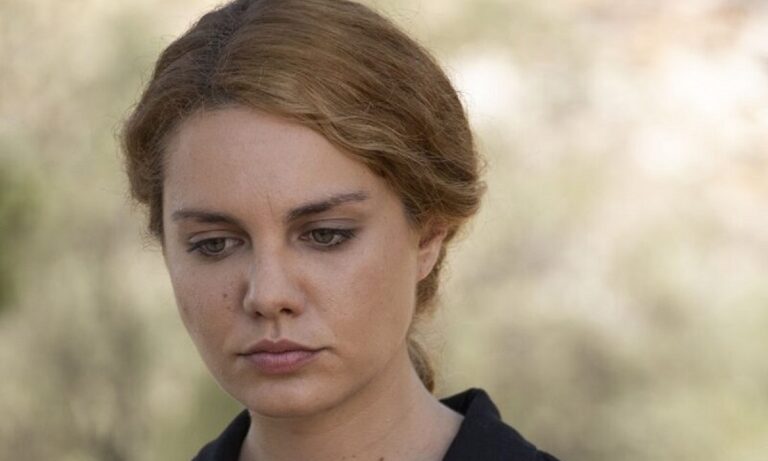 Το Προξενιό της Ιουλίας επόμενα επεισόδια: Στο ψυχιατρείο η Ιουλία- Την κλείνει ο Γιωργίκης!