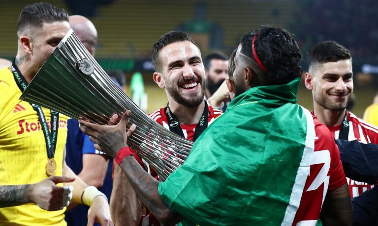 Ο Κώστας Φουρτούνης αποκαλύπτει τι άλλαξε ο Μεντιλίμπαρ και ο Ολυμπιακός κατέκτησε το Conference