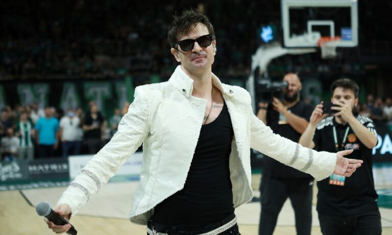 Παναθηναϊκός – φιέστα : Ο «Νίνο» τραγούδησε το «Μέχρι τέλους» και σήκωσε το ΟΑΚΑ «στο πόδι» (vid)