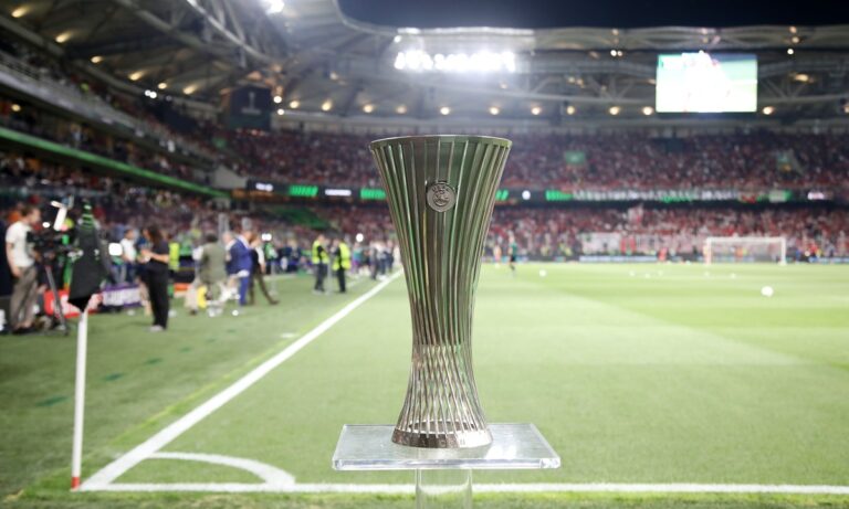 Ολυμπιακός – Φιορεντίνα: Παρουσία-έκπληξη στις κερκίδες που δείχνει πολλά για την επόμενη ημέρα