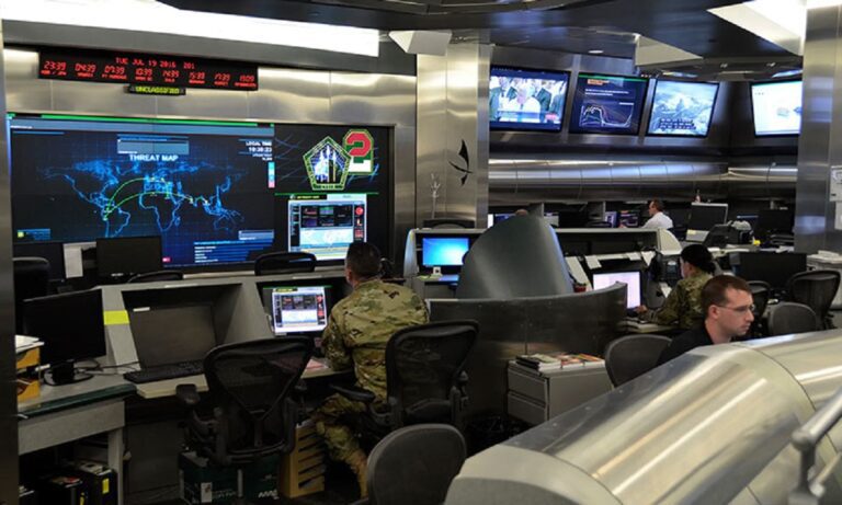 Φύλλο και φτερό έκαναν οι Κινέζοι το βρετανικο Υπουργείο Άμυνας – Τα σήκωσαν όλα