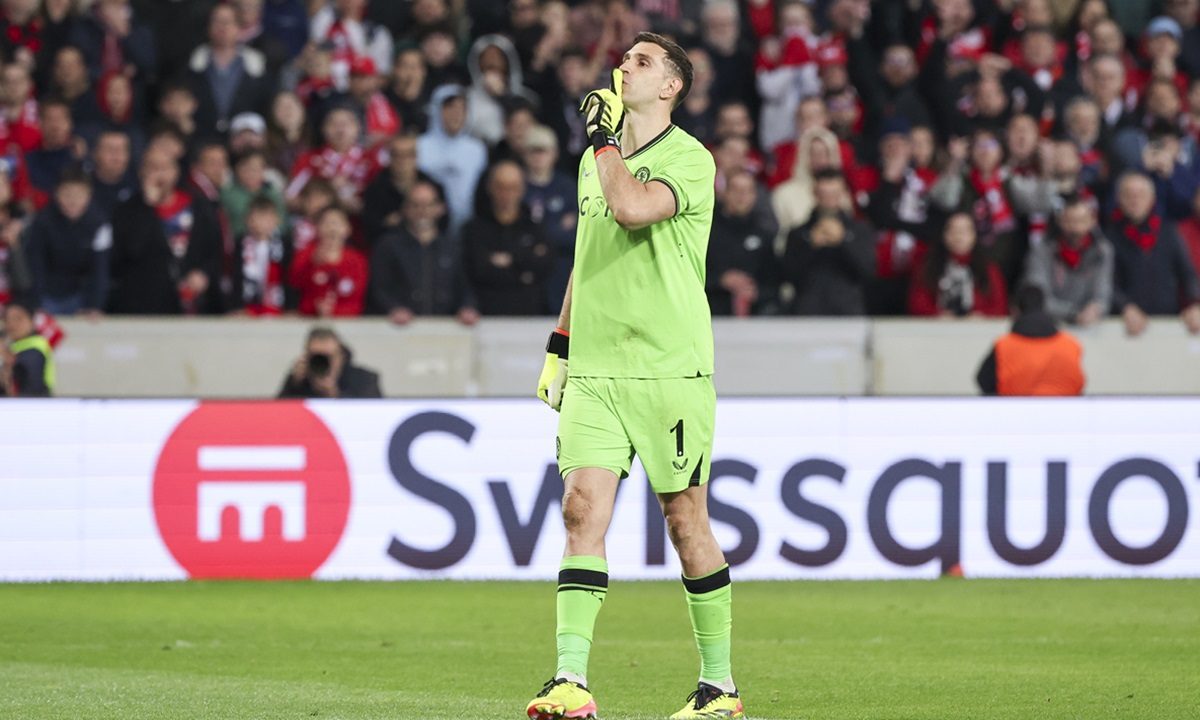 Ολυμπιακός – Άστον Βίλα: Παρών ο Εμιλιάνο Μαρτίνες!