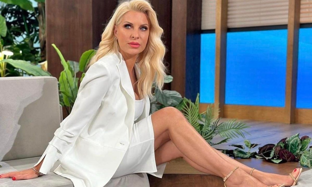 «Πάγωσε» on air η Μενεγάκη!