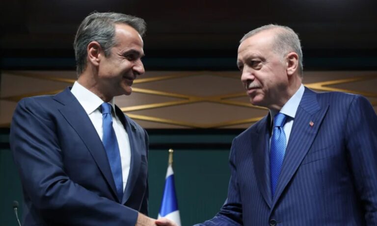 Κυριάκος Μητσοτάκης: «Λίγος» σε όλα – «Κατάπιε» τη μουσουλμανοποίηση της Μονής της Χώρας και ζήτησε απλά να είναι επισκέψιμη ως «τζαμί»!