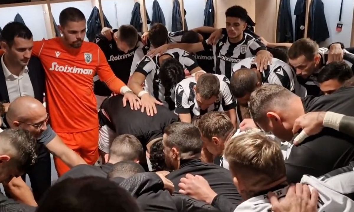 Ο ΠΑΟΚ είχε πίστη για το πρωτάθλημα – Με την εικόνα της Παναγίας στη μέση πριν από κάθε παιχνίδι (vid)