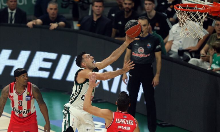 Τί κάνει ο Κώστας Σλούκας! Έφτασε τους 25 πόντους σε 12 λεπτά συμμετοχής! (vid)