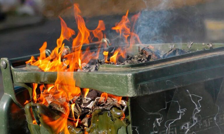 Τρόμος στις Αχαρνές : έκρηξη σε βενζινάδικο