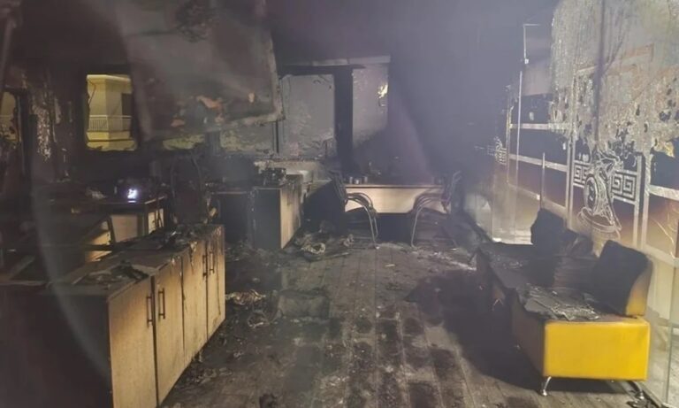 Αλβανός ποινικός έβαλε τη φωτιά στα γραφεία του Άρη – Γιατί έχει απασχολήσει στο παρελθόν τις αρχές