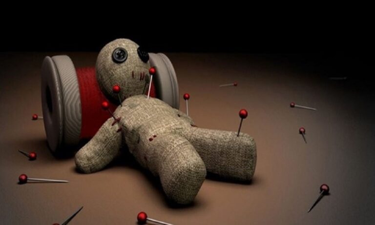 Υπουργός και ο σύζυγός της έκαναν μαύρη μαγεία