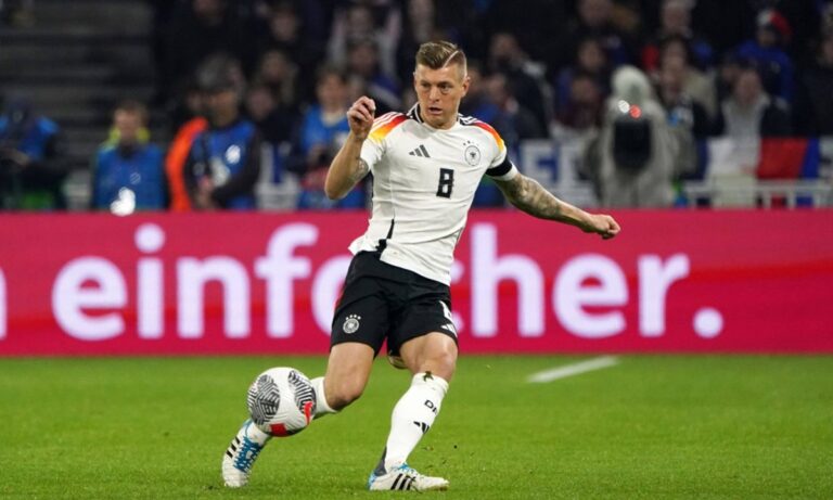 Η σέντρα στο Euro με ειδικά στοιχήματα και ενισχυμένες αποδόσεις!