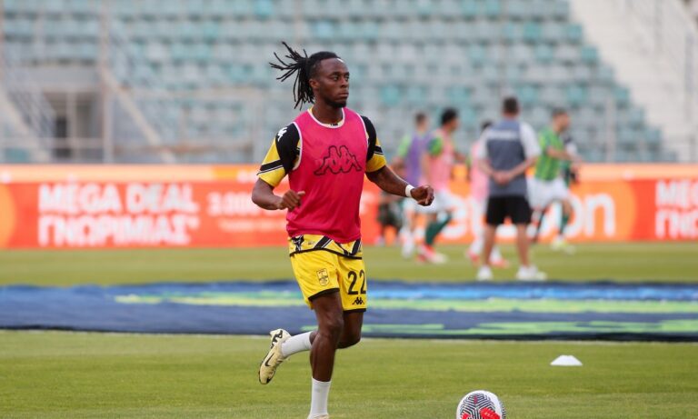 Γιατί η ΑΕΚ το ψάχνει και για άλλους μπακ