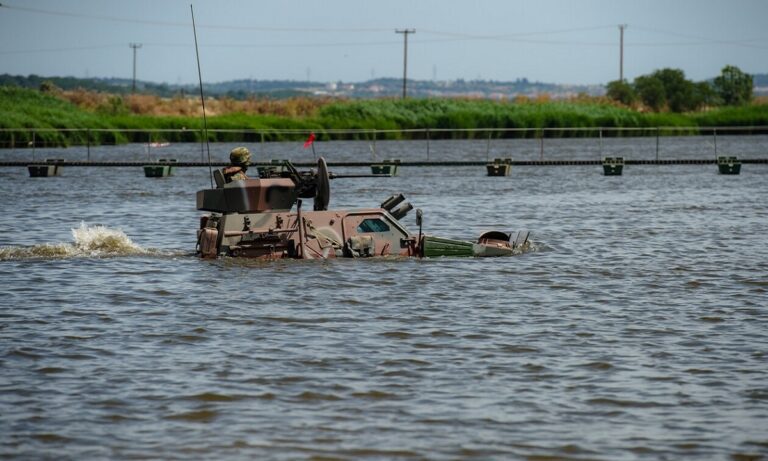Τουρκία: Έντονες αντιδράσεις για την άσκηση της Ελλάδας στον Έβρο – «Προβοκάτσια των Ελλήνων»