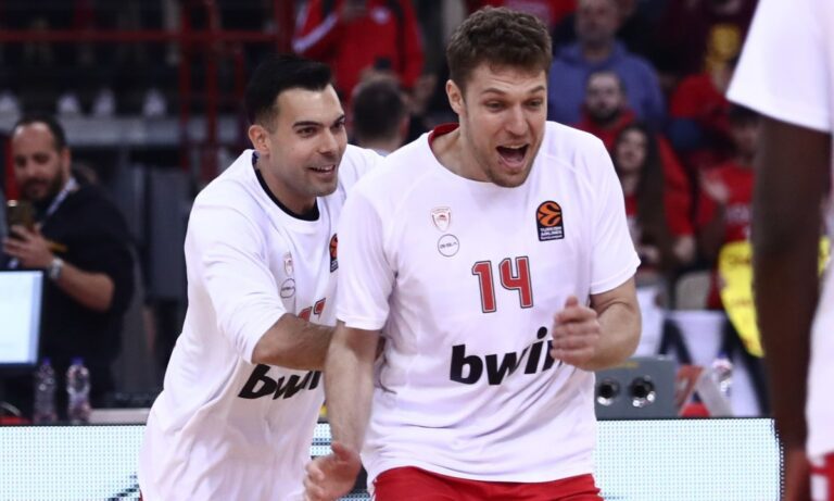 Παναθηναϊκός: Μέσω Σλούκα η προσέγγιση στον Βεζένκοφ