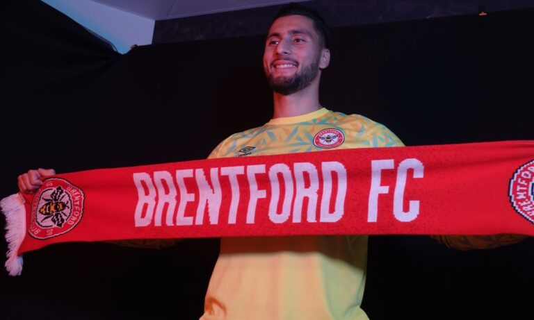 Μπορεί ο Στρακόσια να βρεθεί στην ΑΕΚ;