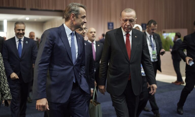 Κύπρος: Η Τουρκία ετοιμάζει προκλητική «παρέλαση» με 50 πολεμικά πλοία για την επέτειο του Αττίλα