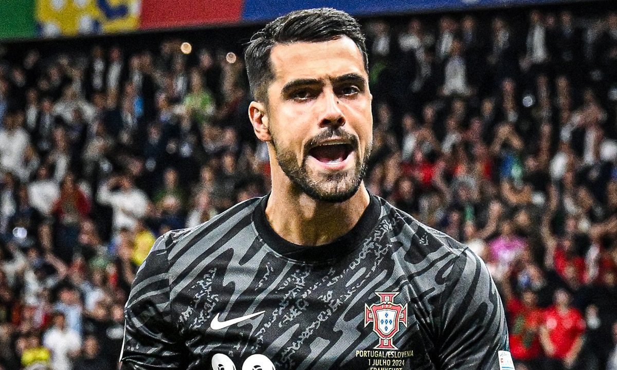 Ο μυθικός Ντιόγκο Κόστα έστειλε την Πορτογαλία στα προημιτελικά