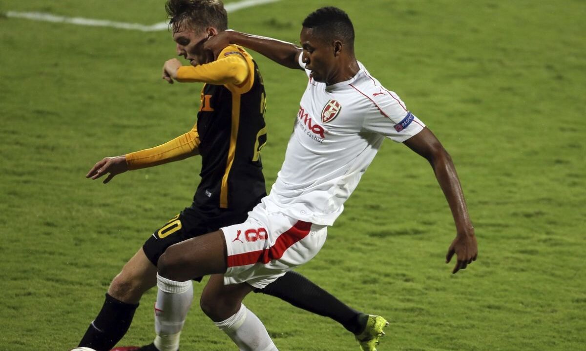 Η Καλλιθέα κλείνει 6άρι που είχε ασχοληθεί ο Παναιτωλικός!