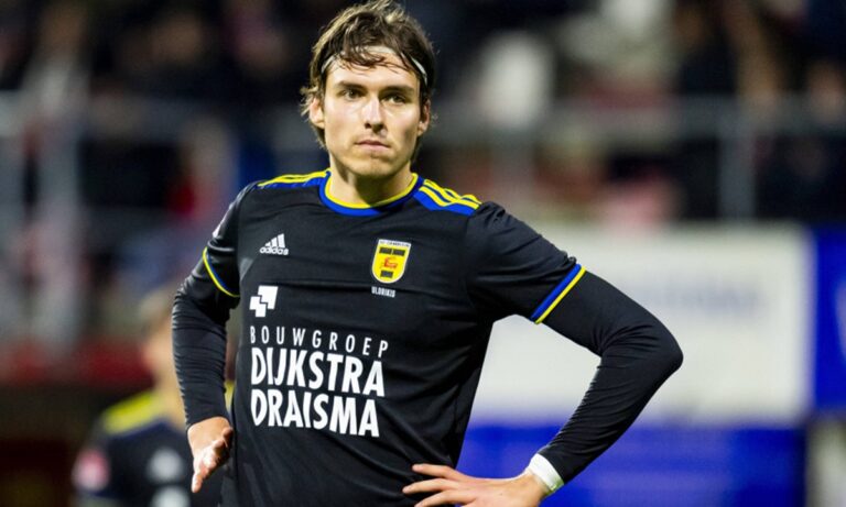 Super League νέα (2/7): Τα άκυρα στον Βόλο και ο φορ που θέλει η Athens Kallithea – Ο Ουάρντα και οι μεταγραφές Λαμίας, Πανσερραϊκού και Αστέρα Τρίπολης