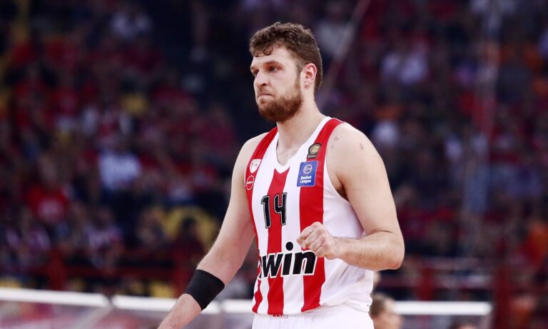 ΤΕΛΟΣ! Ο Βεζένκοφ στον Ολυμπιακό