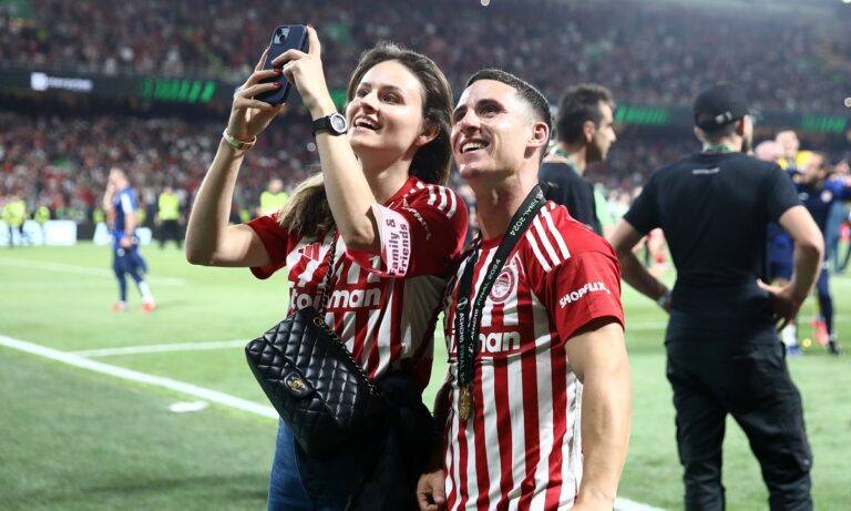 Τα λεφτά του Κάρμο φέρνουν στην Ελλάδα τον Ποντένσε λέει το ONEFOOTBALL