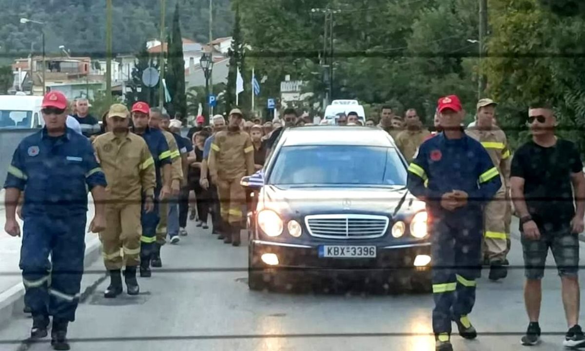 Εποχικοί Πυροσβέστες : Ένας ακόμα πυροσβέστης νεκρός – Καταγγελίες για τα εξαντλητικά ωράρια