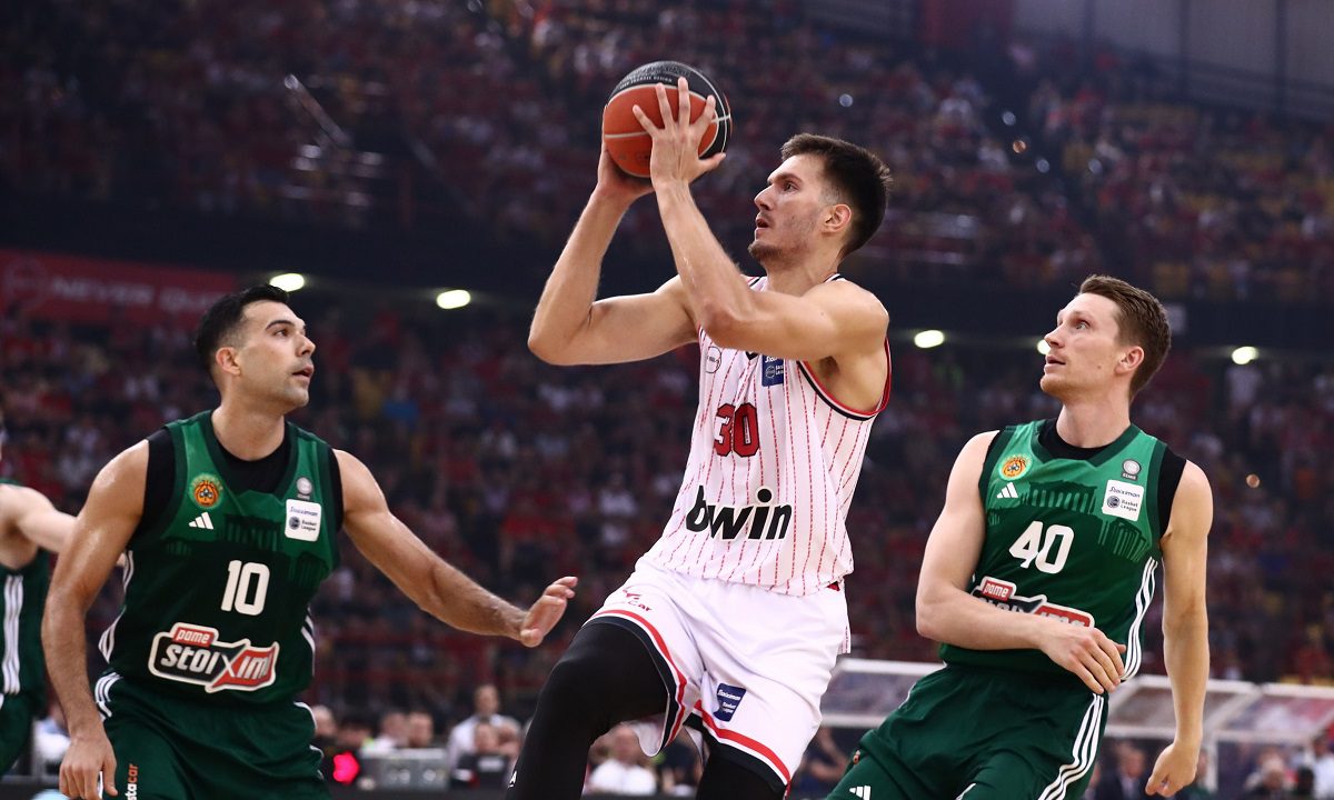 Ολυμπιακός: Ανησυχία για τον… αδιάφορο Πετρούσεφ