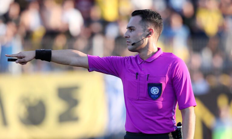 Διαιτησία: Κι ομως στο Λεβαδειακός – ΑΕΚ δεν ήταν το χέρι του Μουκουντί το πέναλτι που δεν δόθηκε! (vid)