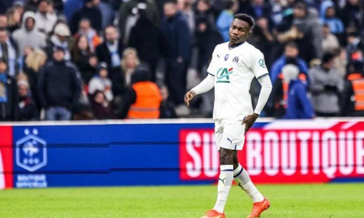 Athens Καλλιθέα: Με τόσα εκατομμύρια ο Μουγκέ μένει στην Ελλάδα