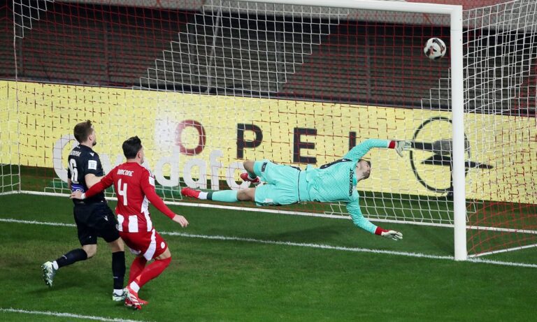 Live ενημέρωση: Ολυμπιακός – ΠΑΟΚ 2-1 (Τελικό)