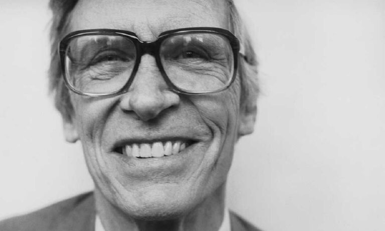 Η Θεωρία της Δικαιοσύνης είναι μία θεωρία που δεν εφαρμόστηκε ποτέ στην Ελλάδα