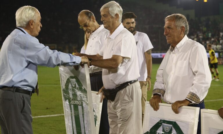 Ο Τάκης Οικονομόπουλος έφυγε από τη ζωή – Θρήνος στο ελληνικό ποδόσφαιρο