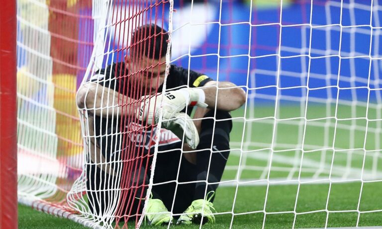 ΑΕΚ: Ο Αλμέιδα παίζει τη θέση του την Κυριακή με τον Ολυμπιακό