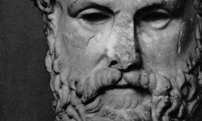 Η προφητεία έλεγε ότι θα πεθάνει από κάτι που θα πέσει στο κεφάλι του. Τελικά ήταν χελώνα