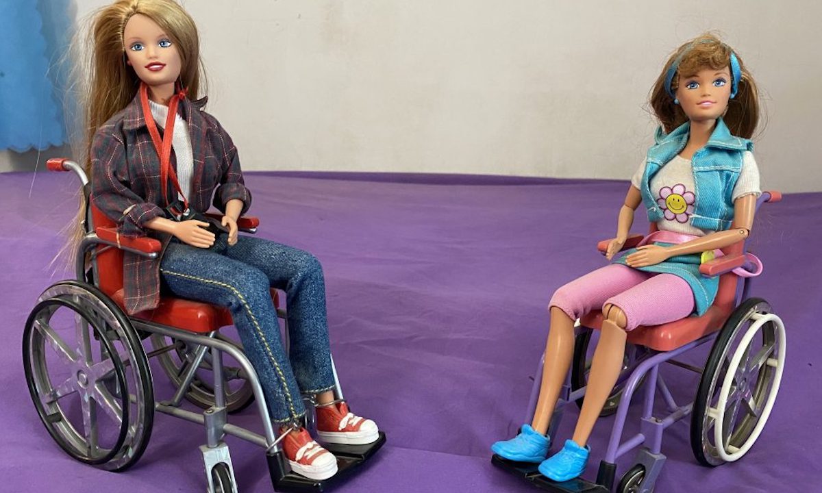 Ο λόγος που διακόπηκε η κυκλοφορία της Barbie με αναπηρία, είχε να κάνει με το αμαξίδιο