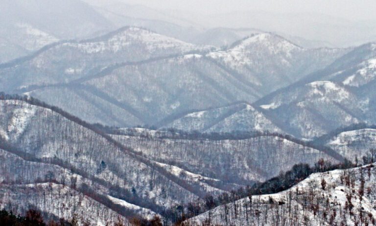 Γιατι η οροσειρά στη Βόρεια Ελλάδα ονομάζεται Κούλα; Εχει σχέση με κάποια Κούλα;